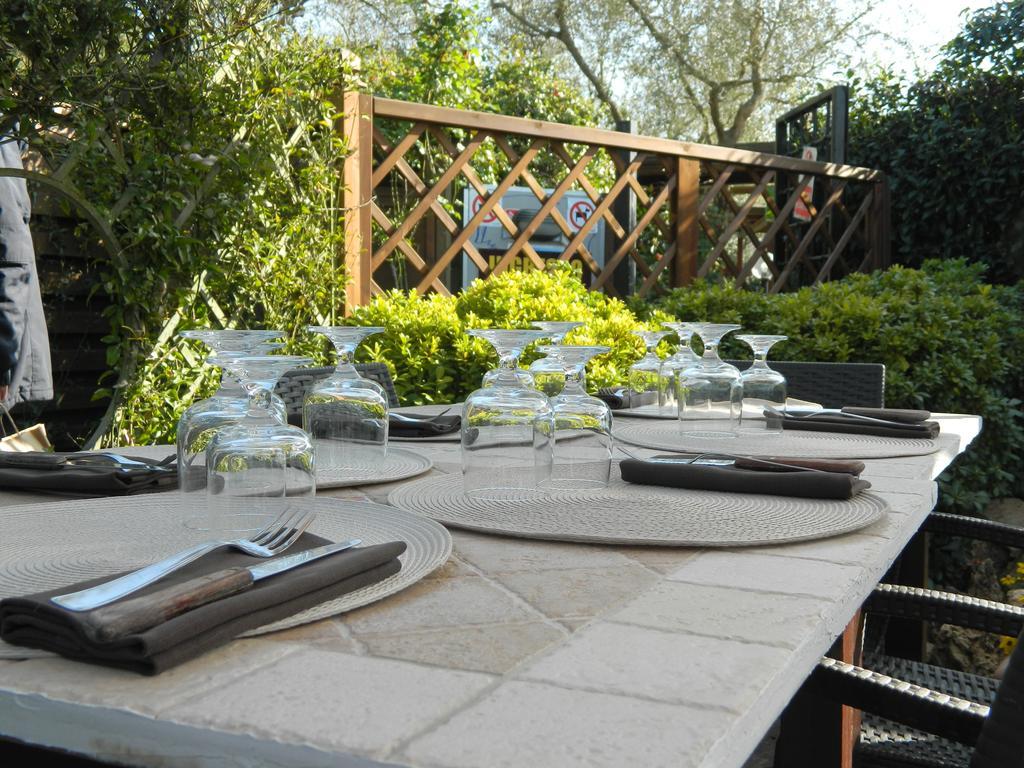Castel di Decima Country Apartments מראה חיצוני תמונה