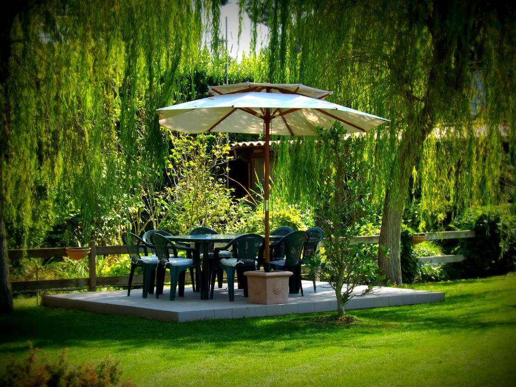 Castel di Decima Country Apartments מראה חיצוני תמונה