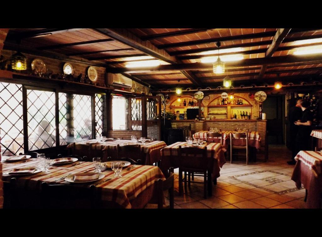 Castel di Decima Country Apartments מראה חיצוני תמונה