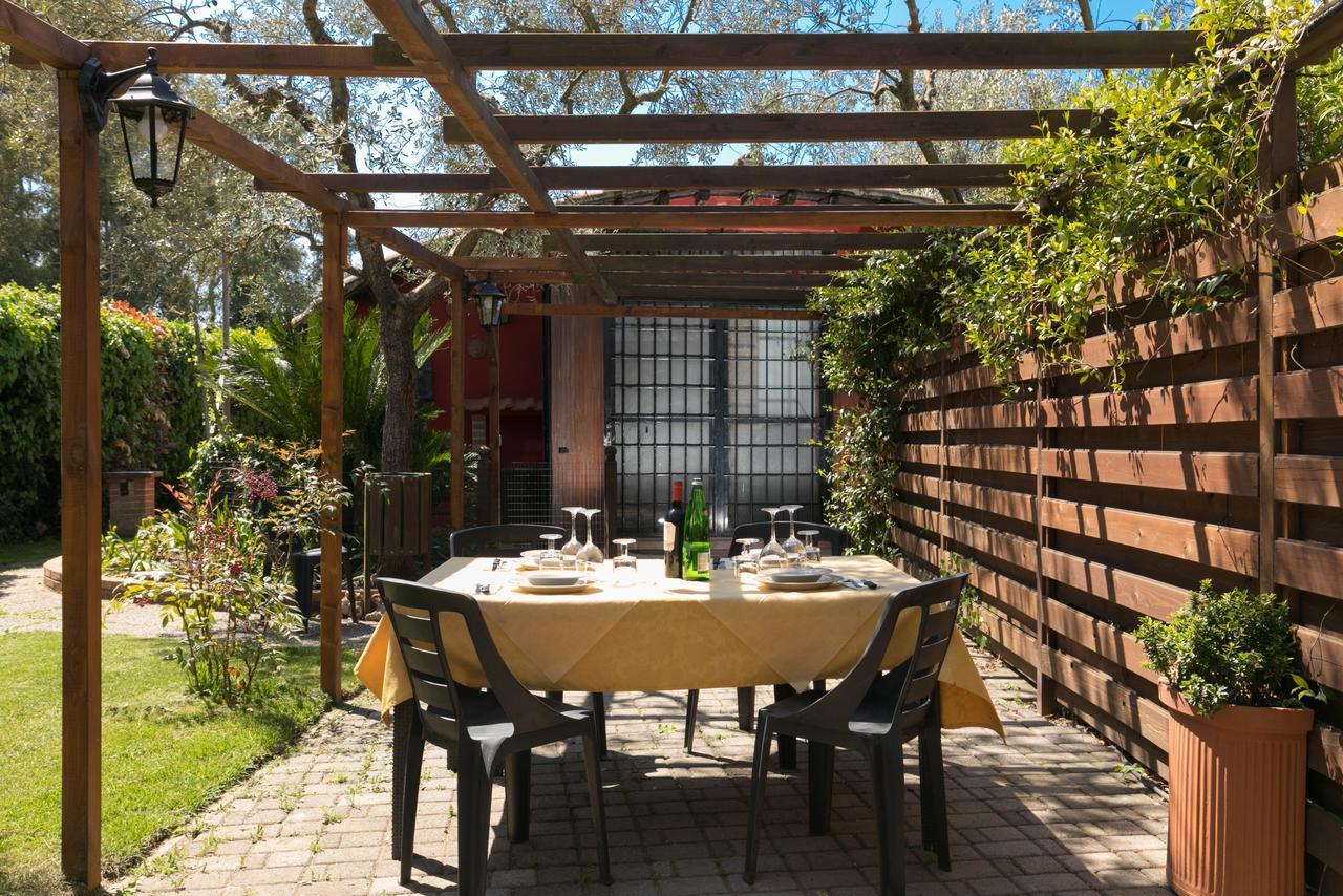 Castel di Decima Country Apartments מראה חיצוני תמונה