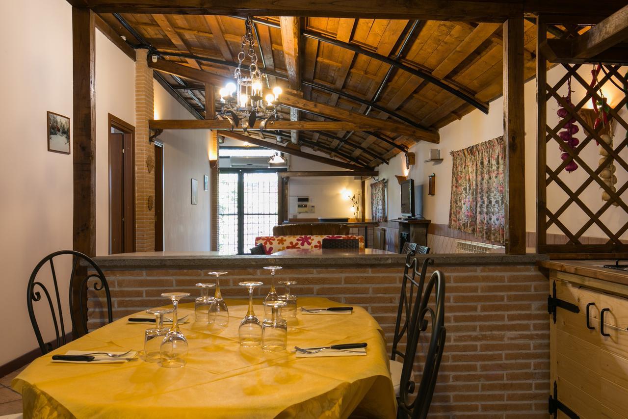 Castel di Decima Country Apartments מראה חיצוני תמונה